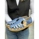 Angulus 5516 lukket sandal i blå lakskind