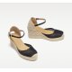 Unisa COREBO sandal med kilehæl i sort net