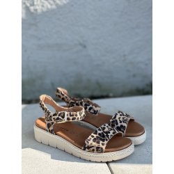 Tamaris 28260 sandal i leopard