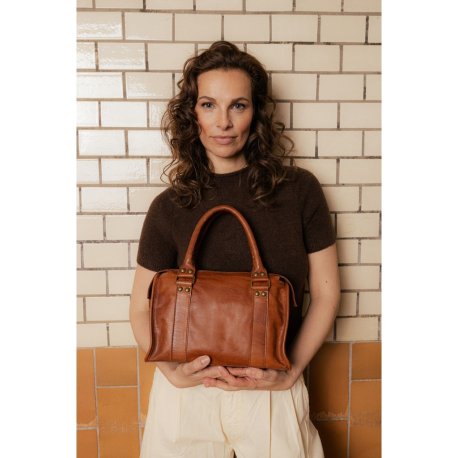 Taske Miri small walnut