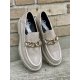 DL Sport 6146 loafer i beige lakskind med guldkæde og grove såler